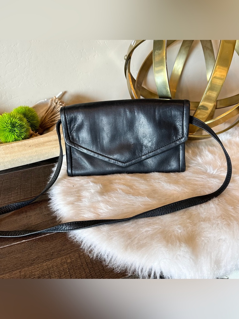 Julia Duren Bag Rain Guarded Black Leather Crossbody Vintage